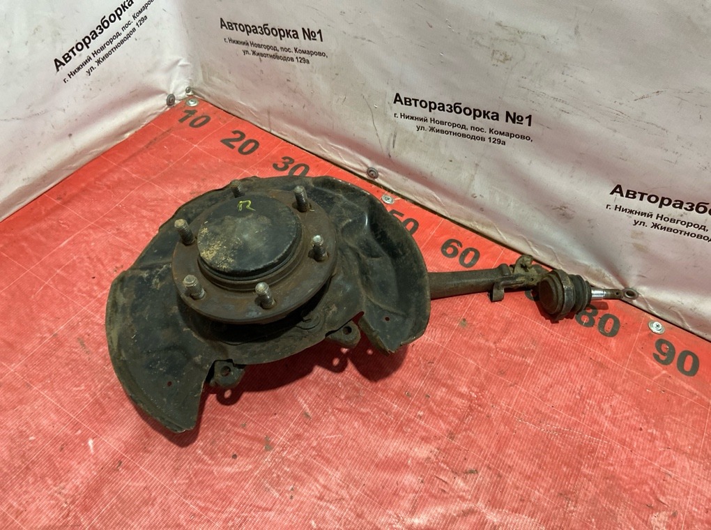 Кулак поворотный передний правый Toyota Land Cruiser Prado 90 4320135081 Б/У