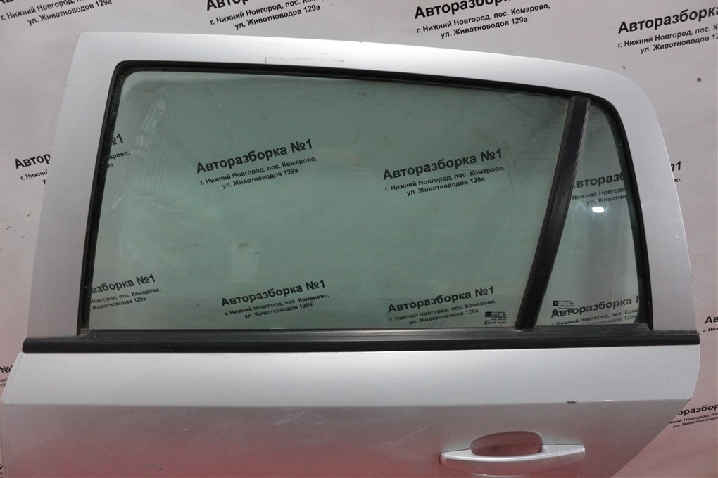 Дверь задняя левая Astra H