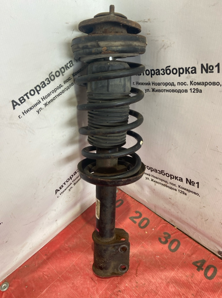 Амортизатор подвески передний левый Opel Corsa-B 1993 B 90539996 Б/У