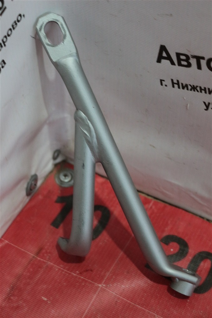 Кронштейн турбины VAG 03L145536F новая