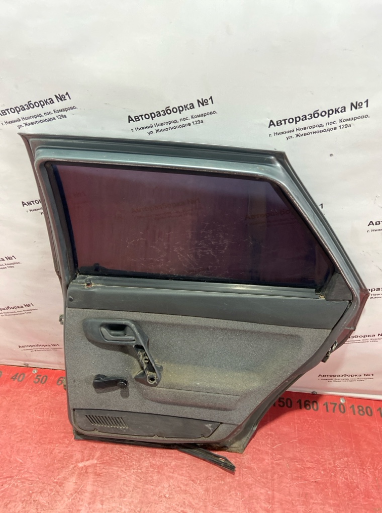 Дверь боковая задняя правая 2110