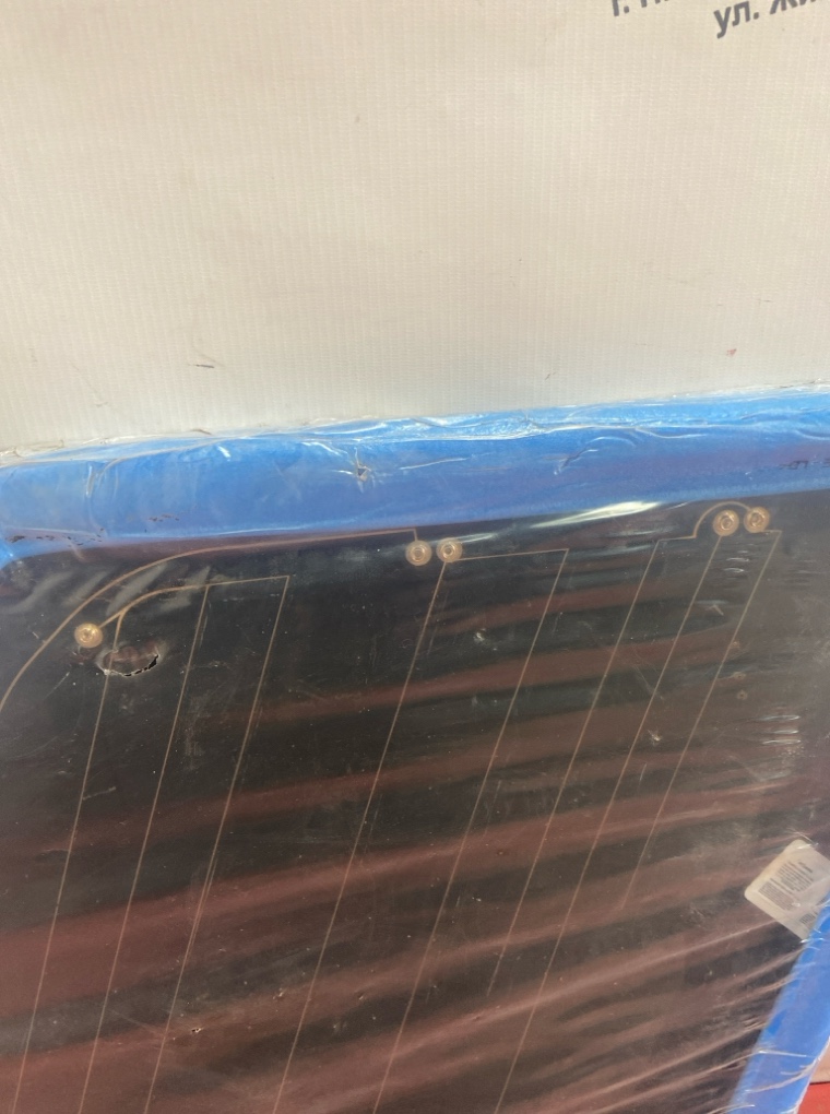 Стекло багажника заднее левое Range Rover Sport 2008 L320 Стекло багажника заднее левое Range Rover Sport 2008 L320