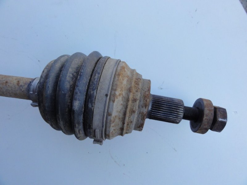 Полуось (привод) задний левый Passat 2006 B6 3.2 AXZ