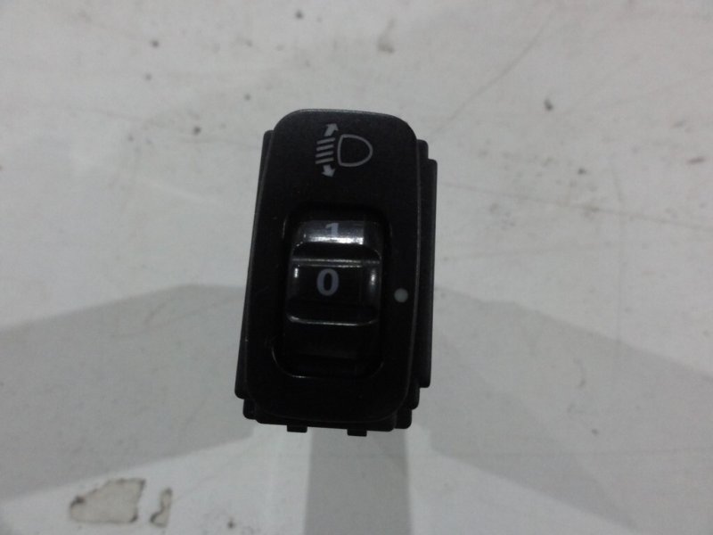 Запчасть кнопка корректора фар Mitsubishi Lancer 2004 CS9 4G18 MR506482 Б/У Кнопка корректора фар Mitsubishi Lancer 2004 CS9 4G18 MR506482 Б/У
