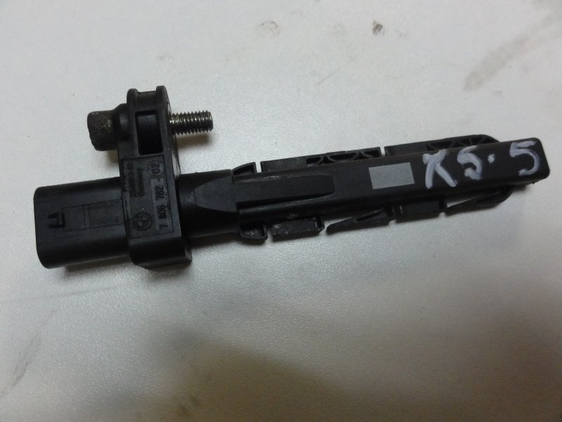 Датчик положения коленвала X5 2010 E70 N57D30B Датчик положения коленвала X5 2010 E70 N57D30B