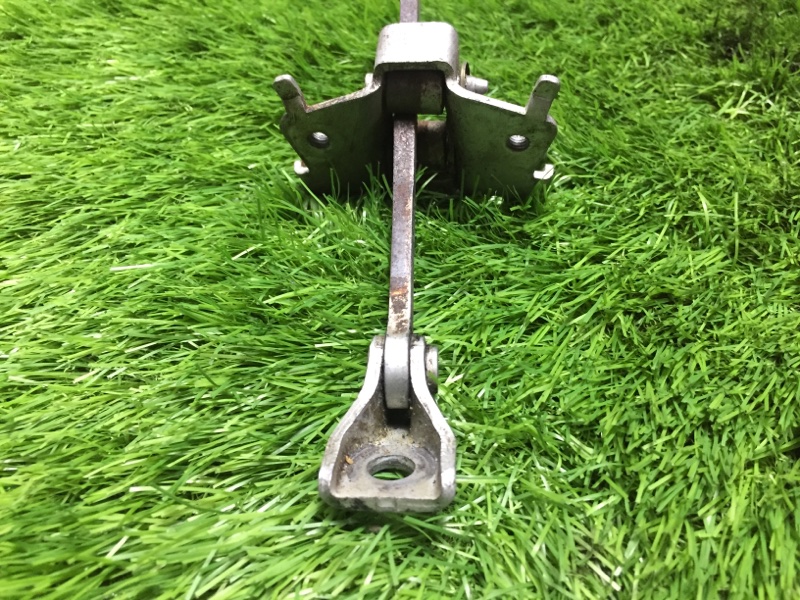 Ограничитель двери передний Mini cooper R50