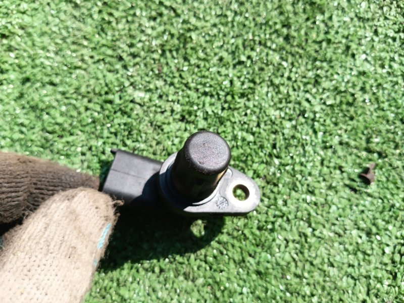 Датчик положения распредвала Tingo