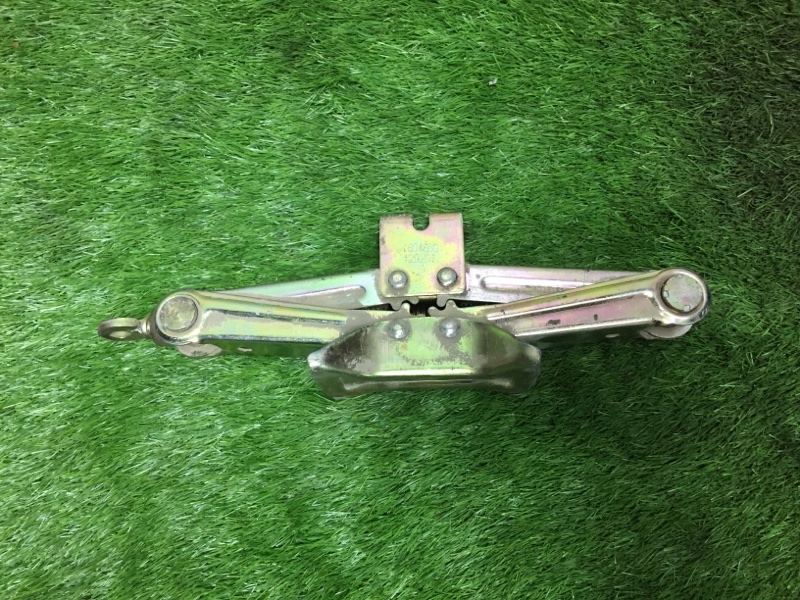 Домкрат MK MR479QA
