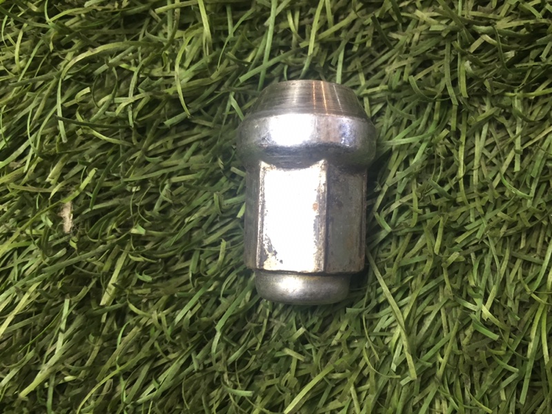 Гайка колесная 3 2007 BK Z6 652169