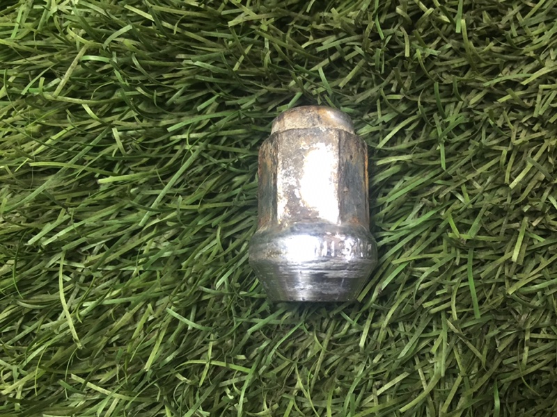 Гайка колесная Mazda 3 2007 BK Z6 652169 B00237160B Б/У