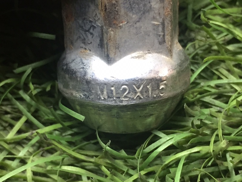 Гайка колесная 3 2007 BK Z6 652169