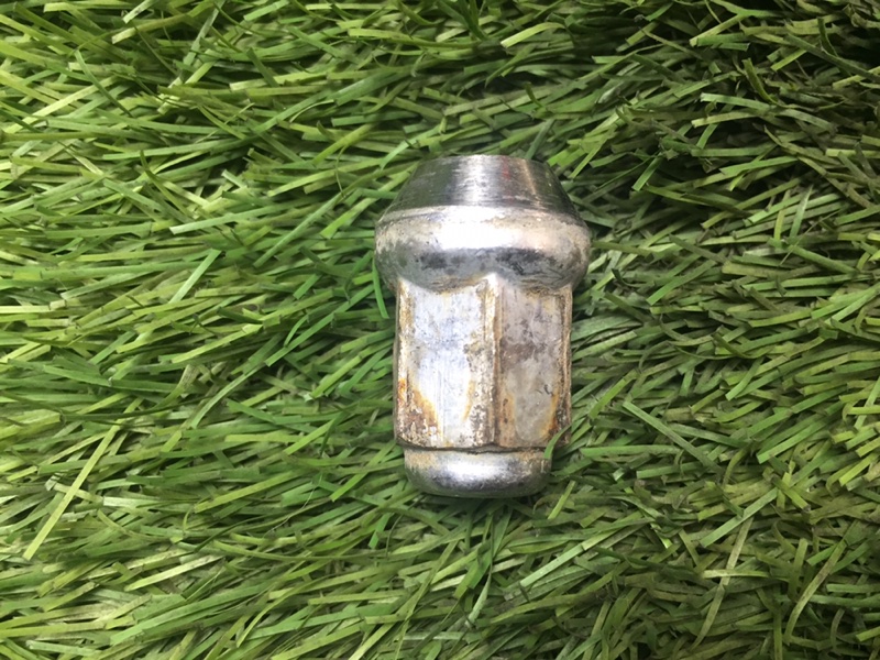 Гайка колесная 3 2007 BK Z6 652169