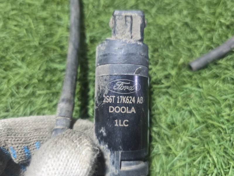 Насос омывателя Transit 2007 7 2.4L Duratorg-TDCi