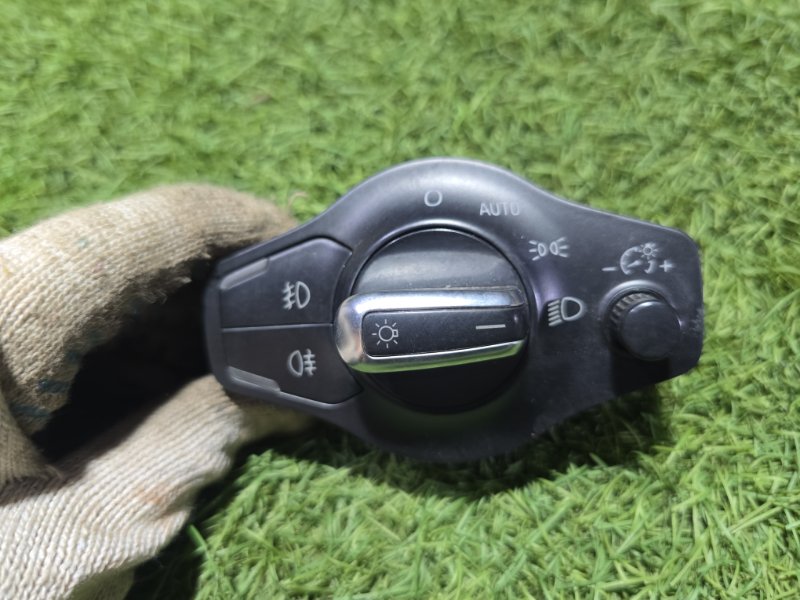 Переключатель света фар AUDI A4 2012 B 8K0941531AS контрактная