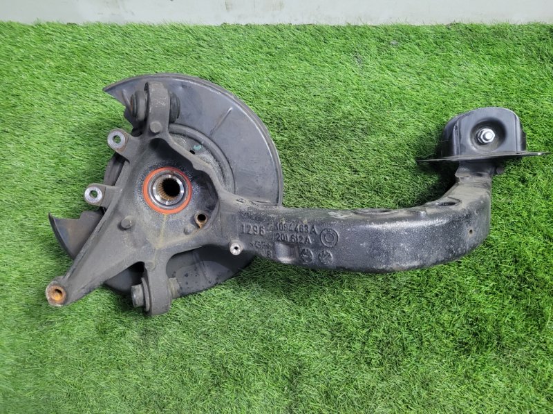 Кулак поворотный задний левый Z4 2006 E85 N52B30A