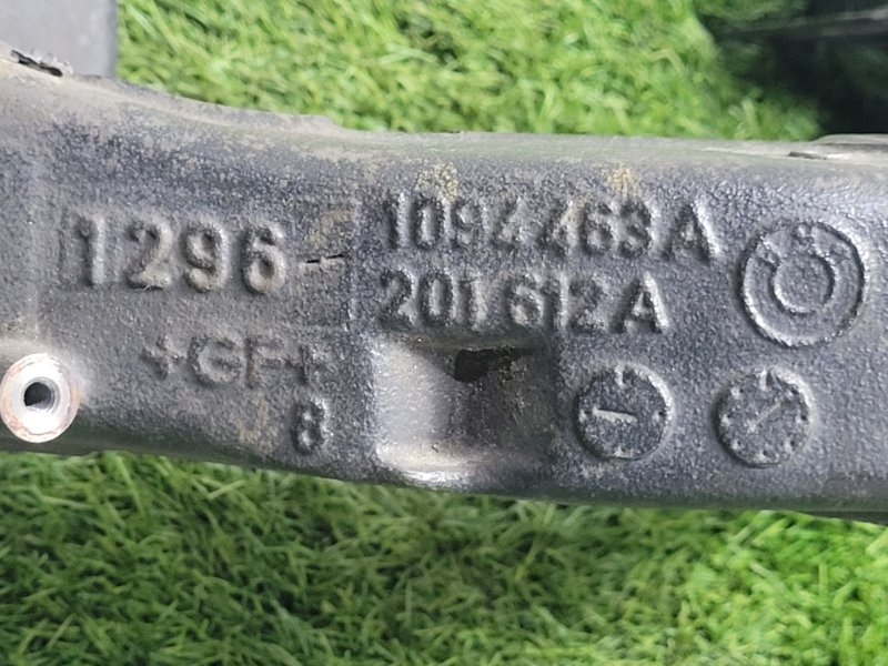 Кулак поворотный задний левый Z4 2006 E85 N52B30A
