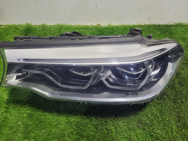 Фара ксеноновая левая BMW 5 2018 G30 B47D20A 63117214951 контрактная