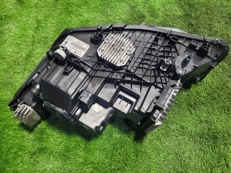 Фара ксеноновая правая 5 2018 G30 B47D20A