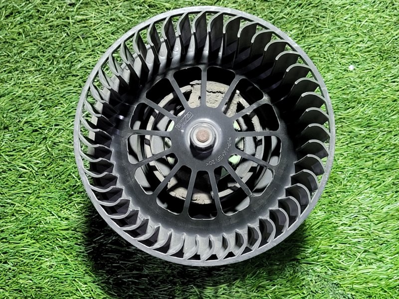 Моторчик отопителя печки Focus 2 2006 седан 1