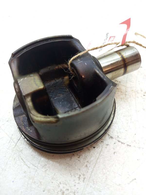 Поршень Bmw X5 E53 M54B30 Поршень Bmw X5 E53 M54B30