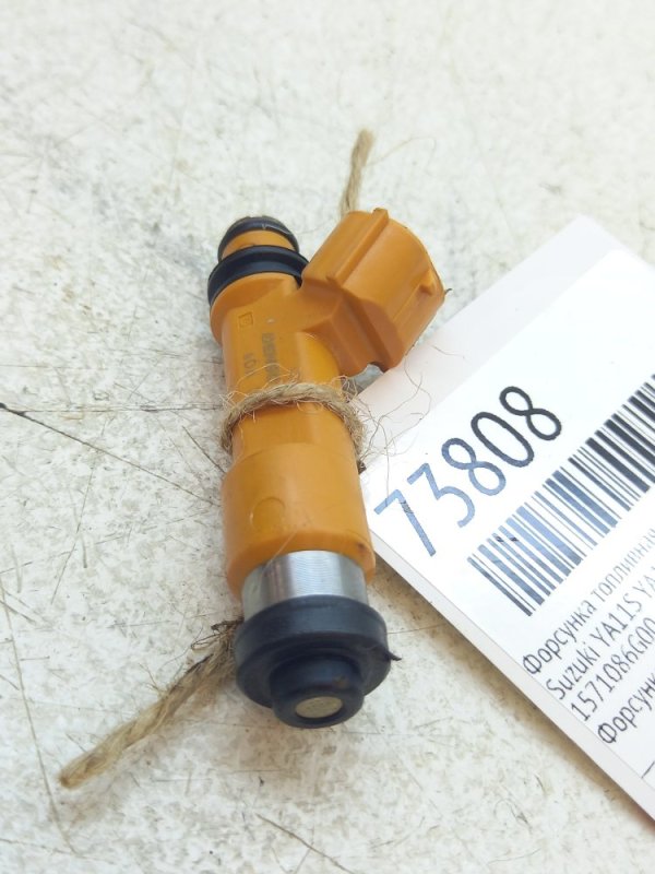 Форсунка топливная Suzuki Ya11S YA11S M15A