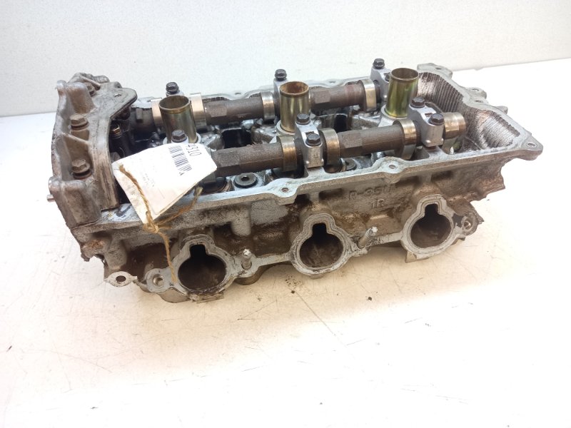 Головка блока цилиндров Nissan Cefiro PA32 VQ25DE правая