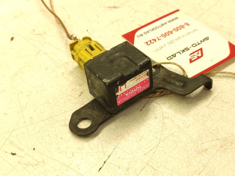 Датчик airbag Toyota Corolla Spacio AE111 4AFE
