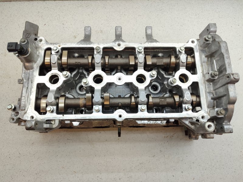 Головка блока цилиндров Nissan X-Trail T31 MR20DE