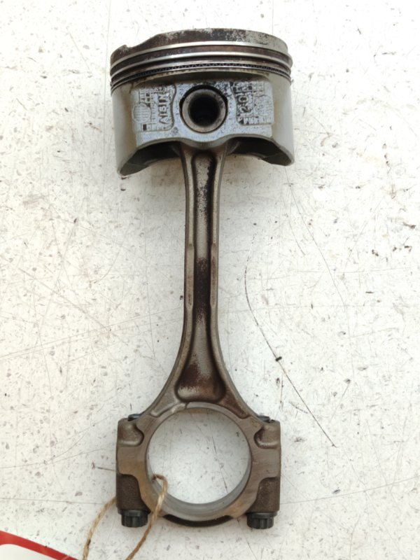 Поршень с шатуном Toyota Probox NCP50V 1NZFE