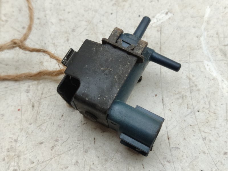 Клапан вакуумный Toyota Corolla AE101 5AFE