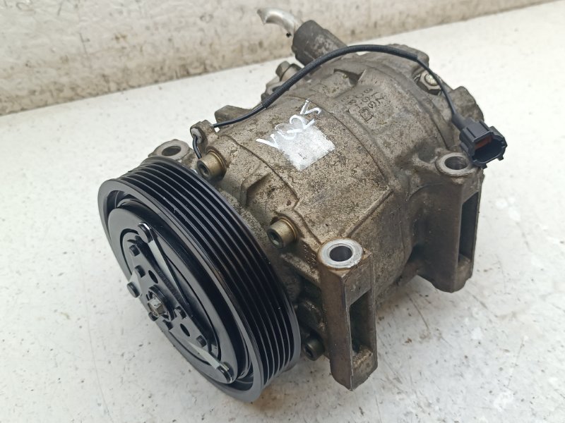 Компрессор кондиционера. Nissan Cefiro A33 VQ20DE