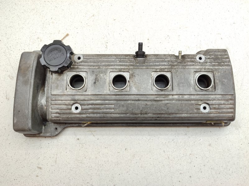 Крышка головки блока цилиндров Toyota Corolla AE100 5AFE