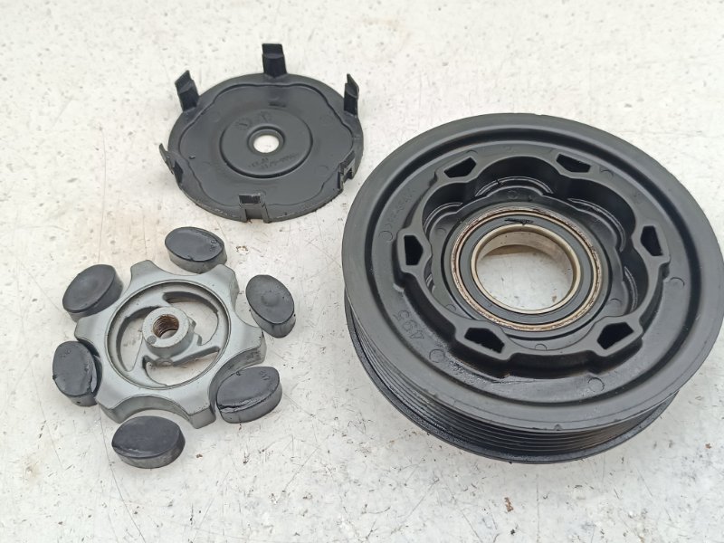 Шкив компрессора кондиционера Toyota Allion AZT240 1AZFSE