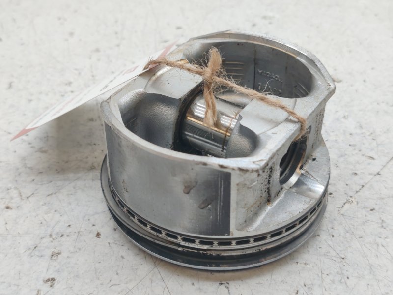 Поршень Toyota Harrier MCU10W 1MZFE левый