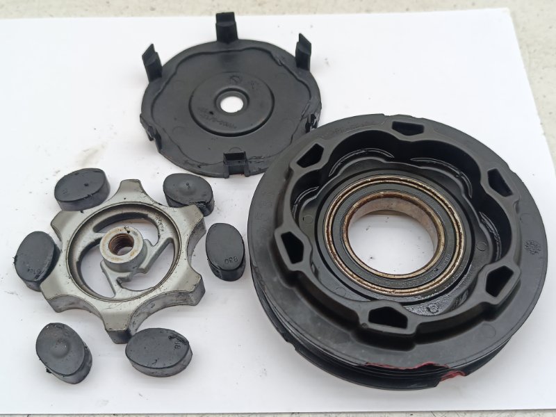 Шкив компрессора кондиционера Toyota Belta NCP96 1NZFE