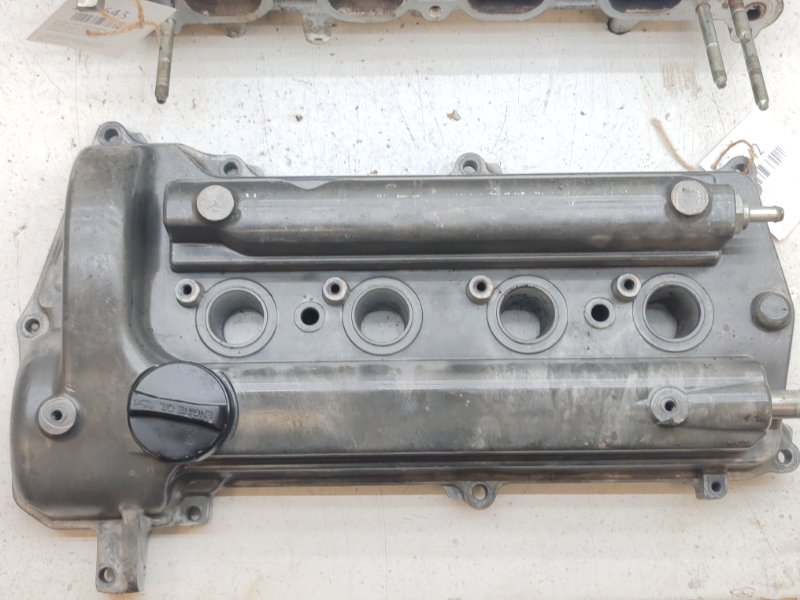 Крышка головки блока цилиндров Toyota Corolla NZE141R 1NZFE