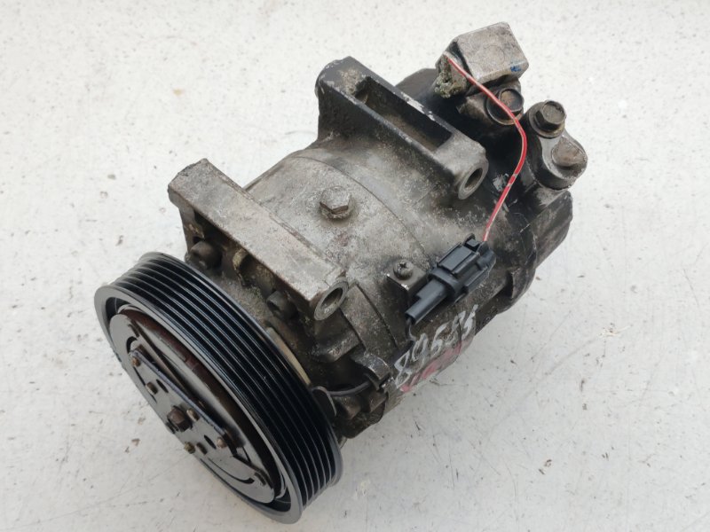 Компрессор кондиционера. Nissan Cefiro A33 VQ20DE