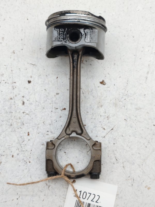 Поршень с шатуном Toyota Probox NCP50V 1NZFE