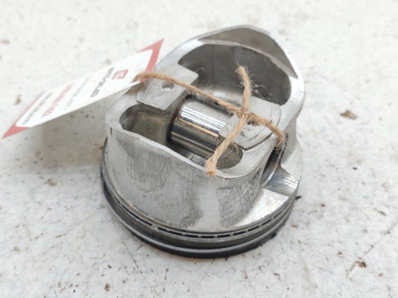 Поршень Nissan Cefiro PA32 VQ25DE