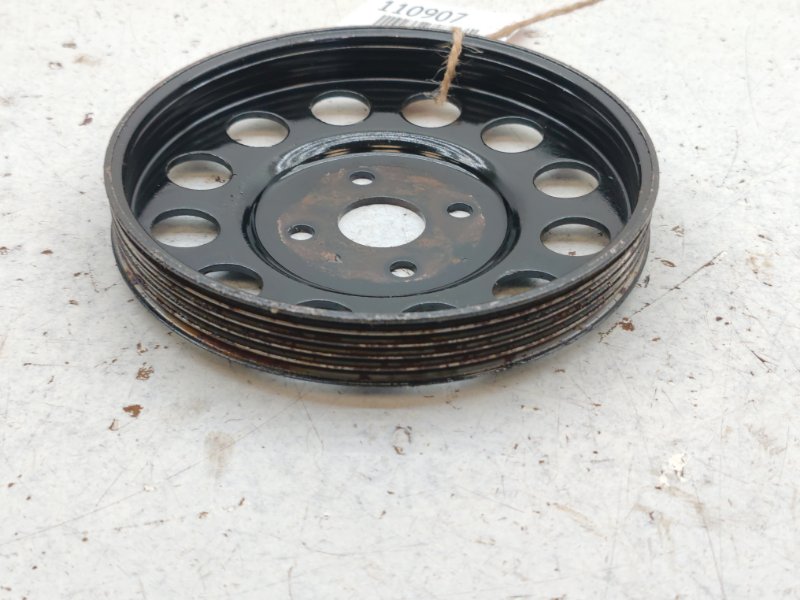 Шкив помпы Mitsubishi Lancer CS2A 4G15