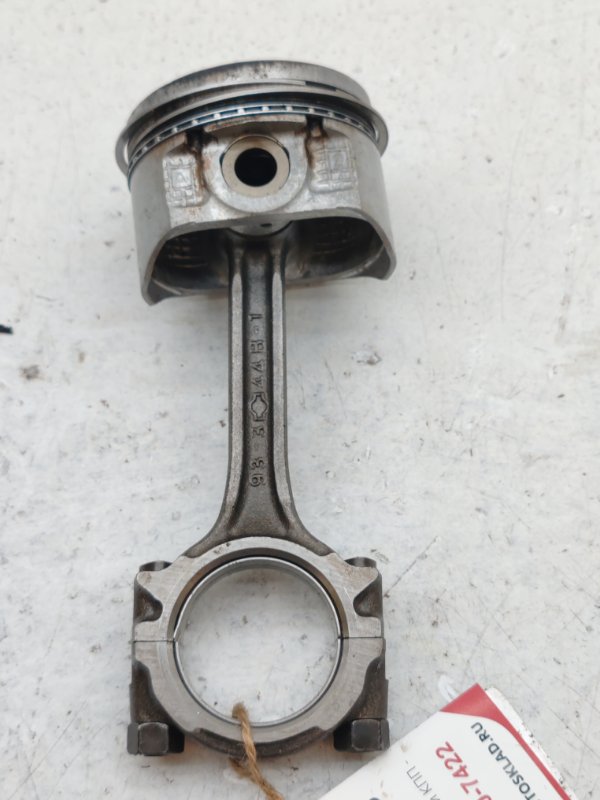 Поршень с шатуном Nissan March FHK11 CGA3DE