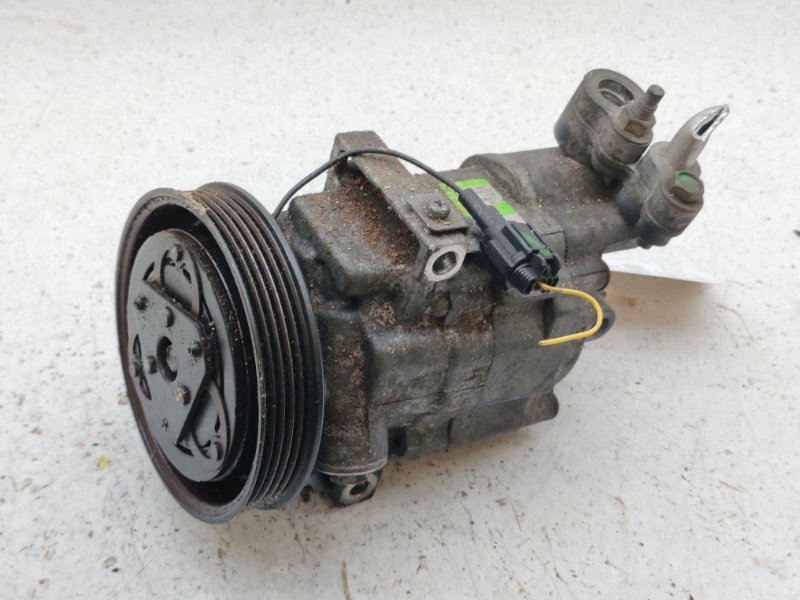 Компрессор кондиционера. Nissan Note E11 CR14DE