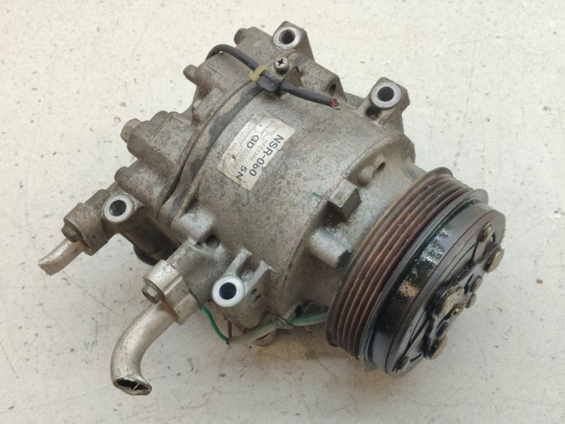 Компрессор кондиционера. Honda Fit GD1 L13A