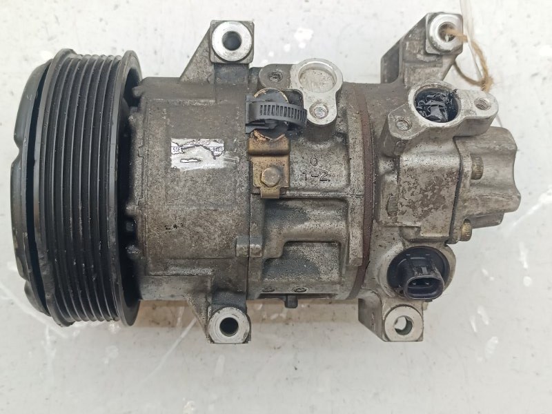Компрессор кондиционера. Toyota Wish ANE10G 1AZFE