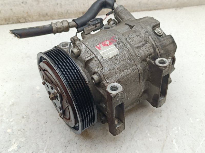 Компрессор кондиционера. Nissan Cefiro A33 VQ20DE