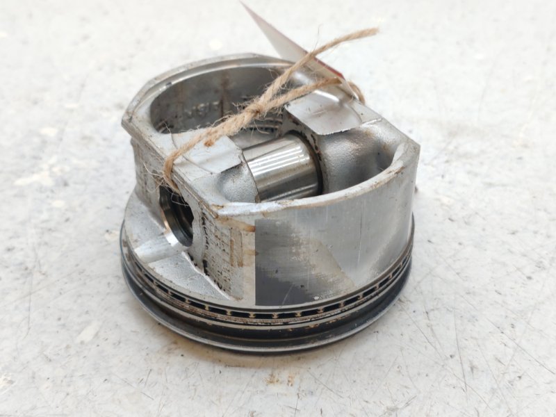 Поршень Toyota Harrier MCU10W 1MZFE (б/у)