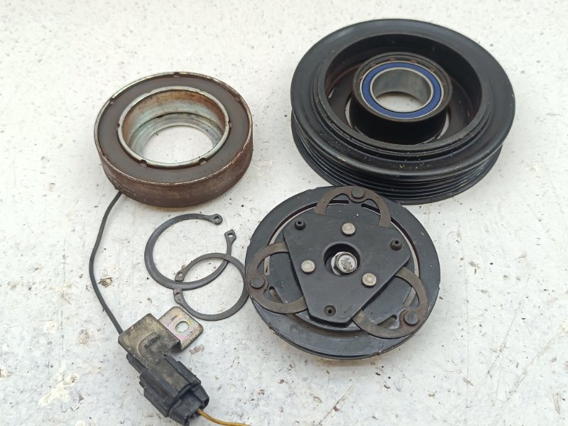 Шкив компрессора кондиционера Nissan Note E11 CR14DE