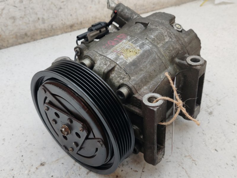Компрессор кондиционера. Nissan Cefiro A33 VQ20DE
