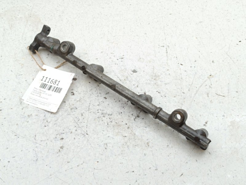 Рейка топливная Toyota Camry ACV30 2AZFE (б/у)