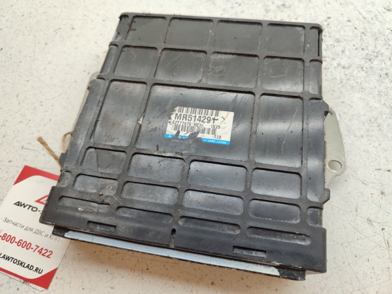 Блок управления EFI Mitsubishi Chariot Grandis N84W 4G64 (б/у)